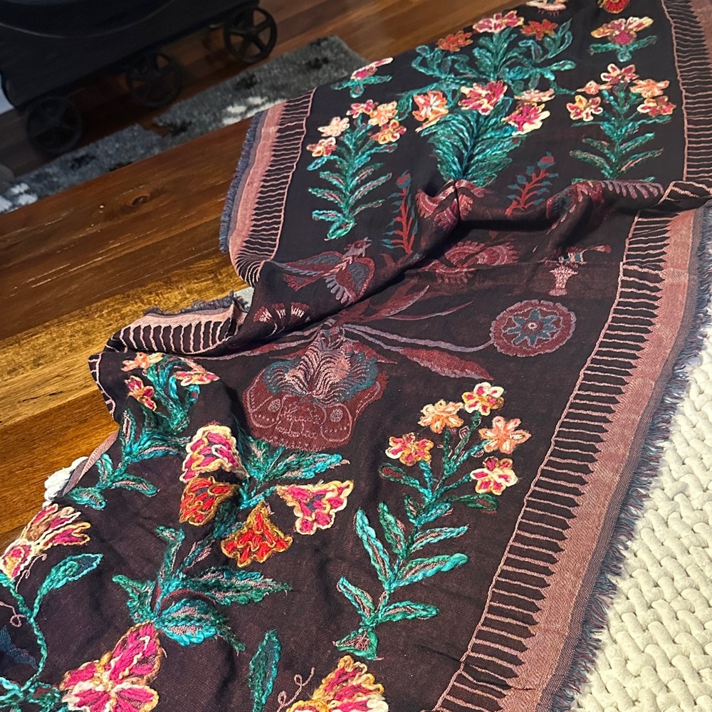 Sundance Multicolor Embroidered scarf